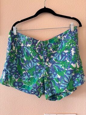 Lilly Pulitzer Bee in your Bonnet Callahan Shorts